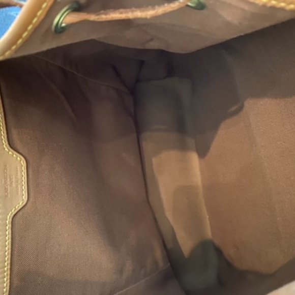 ***Authentic Louis Vuitton Montsouris GM*** - Picture 15 of 16